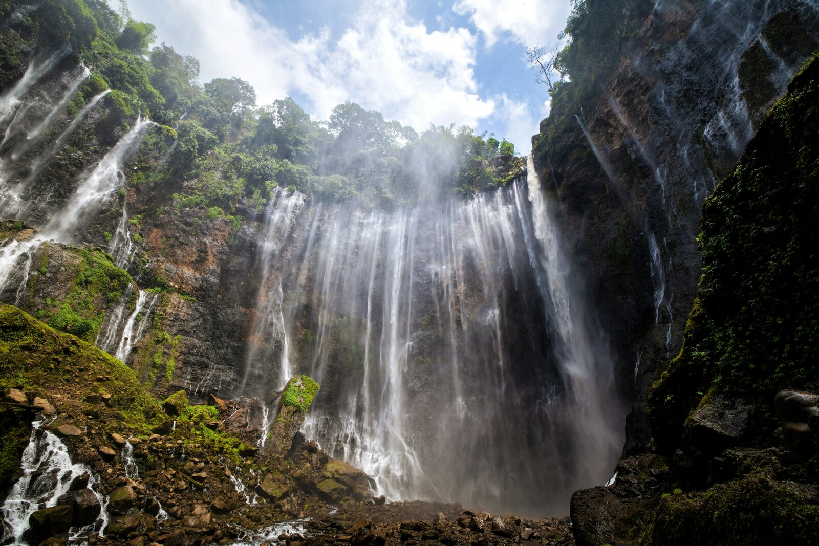 Jogja/Borobudur > Bromo > Tumpak Sewu